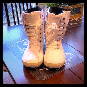 Heavy snow boots ⛄️